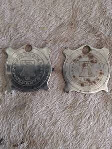 lot 216 image: 2 Army Reserve Pendants