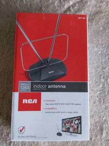 lot 45 image: New in Box 1080P RCA Indoor Antenna