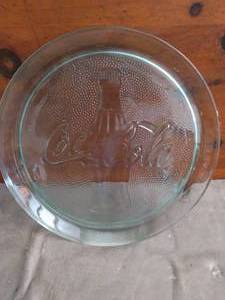 lot 41 image: Coca Cola Glass Serving Tray