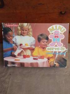 lot 56 image: Tuppertoys Kids Tupperware Mini Serve-It Set---Appears to be complete