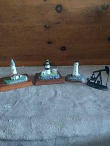 lot 114 image: Souvenir Lighthouses and Oil Pump Jack---See Pics