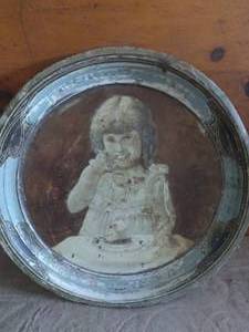 lot 117 image: Vintage Metal Tray of Girl Eating Pie