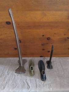 lot 141 image: Iron Shoe Cobbler Tools---See pics