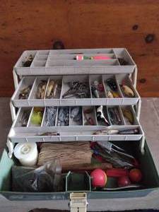 lot 148 image: Plano 6300 Tackle Box with Contents---Really nice vintage lures here