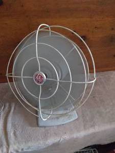 lot 151 image: Vintage G.E. Oscillating Fan--Works