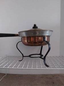 lot 241 image: Vintage Fondue Set