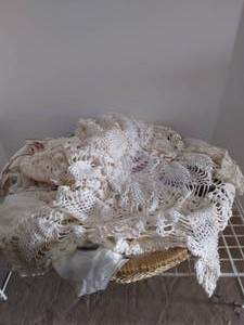 lot 246 image: Nice Basket Full of Doilies and Handkerchiefs