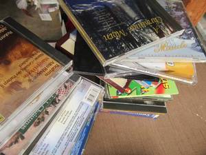 lot 71 image: Mixed lot of music cds qty 40