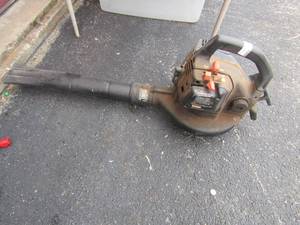 lot 202 image: Sears craftsman gas powered blower, unknown working condition