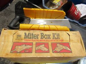 lot 234 image: Miter box saw kit qty 2