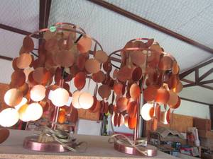 lot 3 image: qty 2 decorative side table lamps with hanging circles