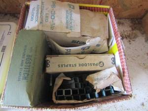 lot 73 image: box of all size staples