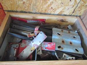 lot 78 image: metal brackets and angles