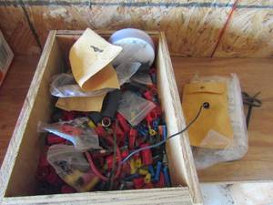 lot 91 image: misc. wire nuts and crimps