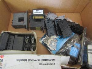 lot 95 image: box of serge protectors
