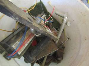 lot 102 image: magnetic ballast construction size bolts and various other pieces see picture