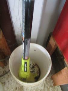 lot 132 image: ryobi battery operated tree trimmer