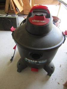 lot 40 image: pump vac shop vac used
