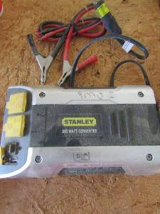 lot 185 image: Stanley 500 watt converter with cables