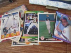 lot 231 image: box of baseball cards various players