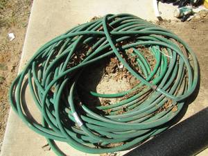 lot 286 image: garden hoses