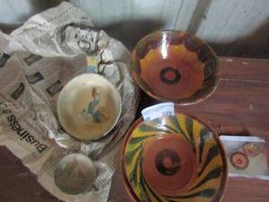 lot 329 image: Mexican pottery 4 pieces 