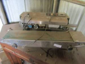 lot 347 image: SEALER with speed and TEMP. adjustment unknown  brand