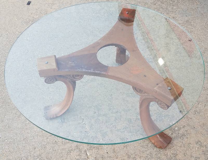 lot 8 image: ROUND GLASS TOP END  COFFEE TABLE