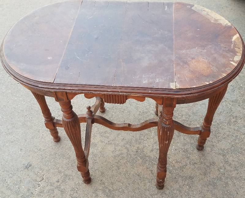 lot 7 image: VINTAGE SIDE  HALL TABLE