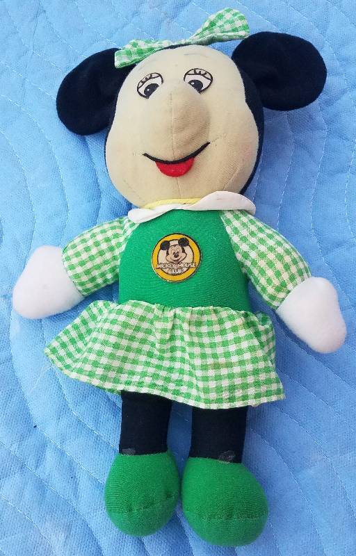 lot 15 image: VINTAGE KNICKERBOCKER TOY CO. MINNIE MOUSE DOLL