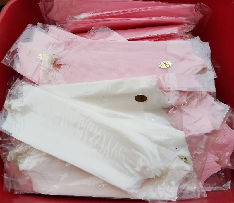 lot 125 image: NEW PULL BOWS