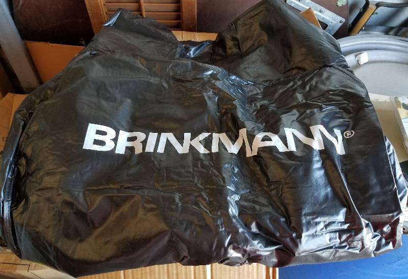 lot 114 image: BRINKMAN GRILL  SMOKER COVERS