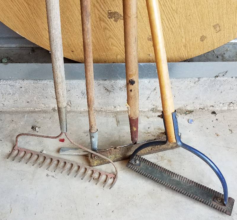 lot 111 image: ASSORTED TOOLS