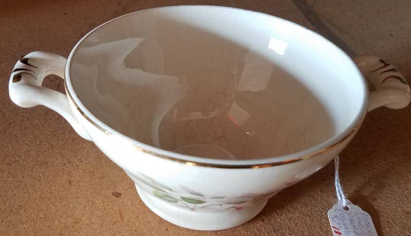 lot 141 image: EDWIN M. KNOWLES SEMI-VITRIOUS SUGAR DISH