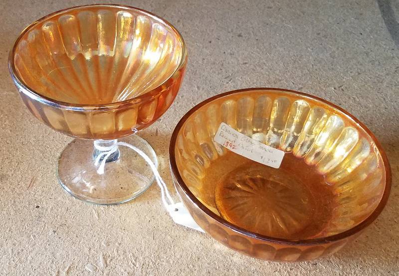 lot 142 image: VINTAGE CARNIVAL GLASS