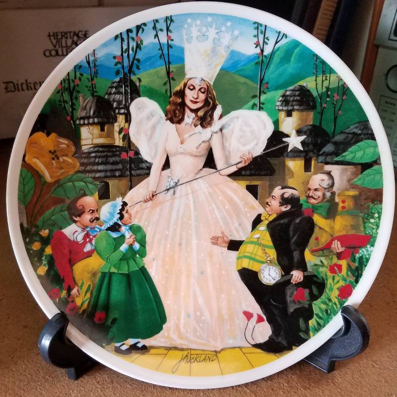 lot 95 image: VINTAGE 1979 KNOWLES FOLLOW THE YELLOW BRICK ROAD PLATE (WIZARD OF OZ)