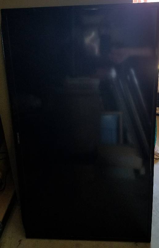lot 149 image: SAMSUNG 40 SMART TV
