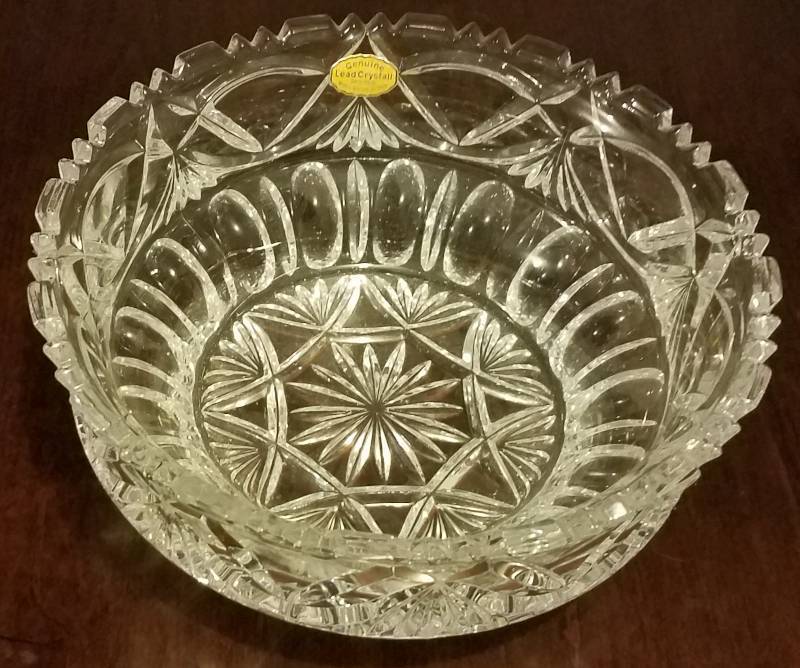 lot 162 image: GENUINE 24% LEAD CRYSTAL BOWL (WESTERN GERMANY)