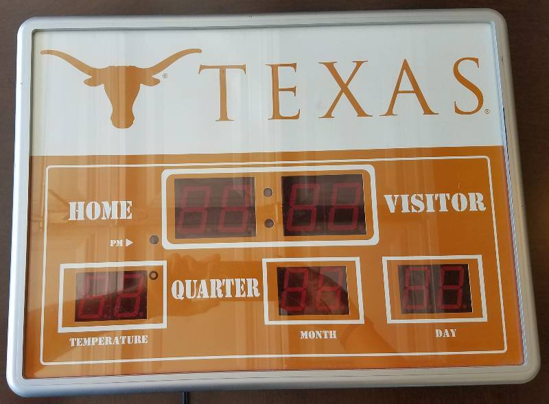 lot 166 image: TEXAS LONGHORNS SCOREBOARD-STYLE WALL CLOCKCALENDARTHERMOMETER