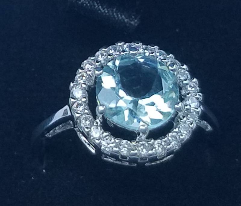 lot 167 image: NEW FASHION RING