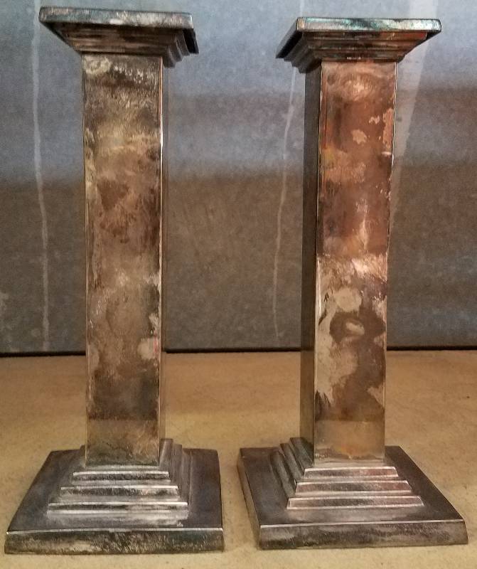 lot 182 image: SILVER PLATED CANDLE HOLDERS