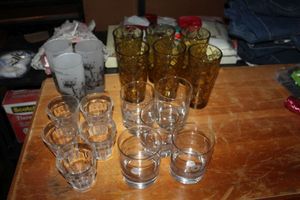 lot 234 image: Vintage and Collectible Glass Sets