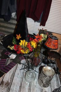 lot 103 image: Halloween Decorations