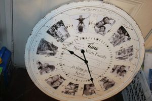 lot 97 image: Large Clock Photograph Holder 32