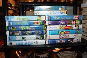 lot 86 image: 14 Childrens VHS Tapes - See Photos