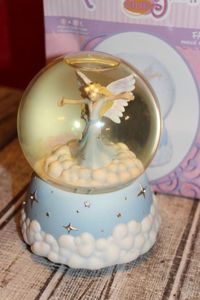 lot 24 image: Precious MomentsAngel Snow Globe