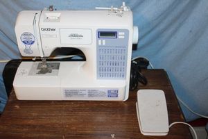 lot 51 image: Brother Sewing Machine.. Project Runway Edition - See photos