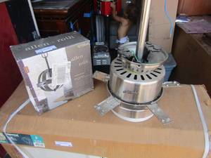 lot 83 image: Hunter ceiling fan with no blades, NIB Allen Roth mini pendant light