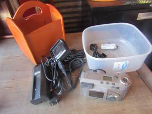 lot 107 image: Kodak digital camera, various phone chargers and plugs-- small wooden pen and pencil organizer