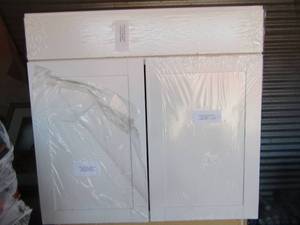 lot 124 image: New white bathroom sink vanity, double bottom doors with 1 pull out drawer -- 353324